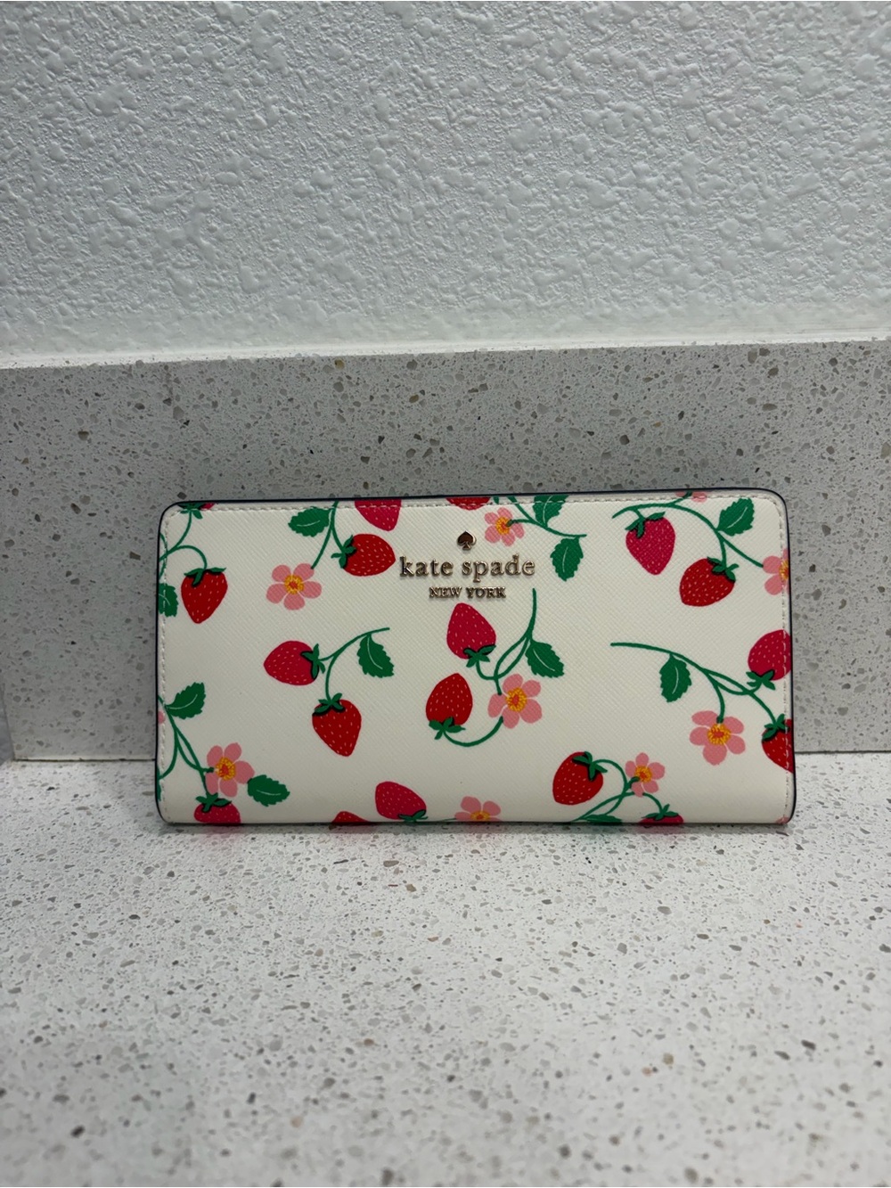 Kate Spade Strawberry Bi Fold Wallet Red Pink White Size 6.75” X 3.5 NWT